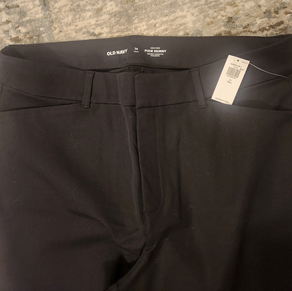 Old Navy Black Pixie Skinny Trousers